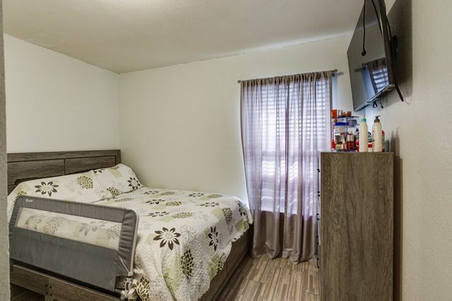 1522 Traymore Avenue, Dallas, TX 75217