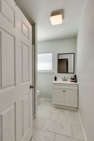 1522 Traymore Avenue, Dallas, TX 75217