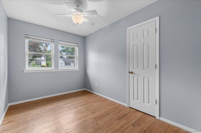 3 Kilburn Avenue, Huntington Station, NY 11746