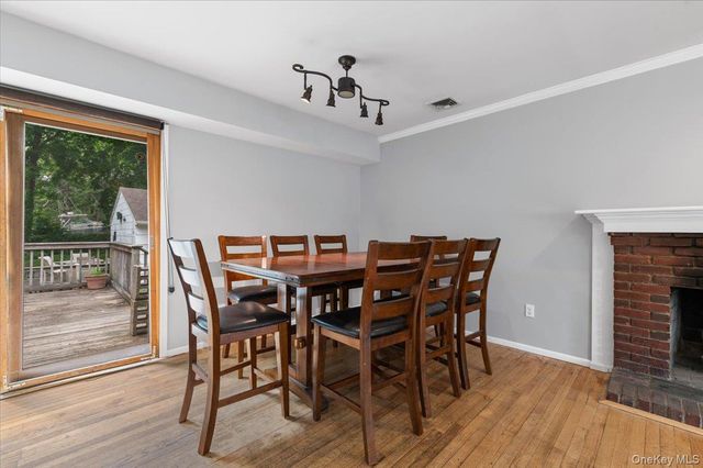 3 Kilburn Avenue, Huntington Station, NY 11746