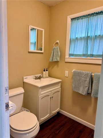 300 S 4th Street, Burlington, KS 66839