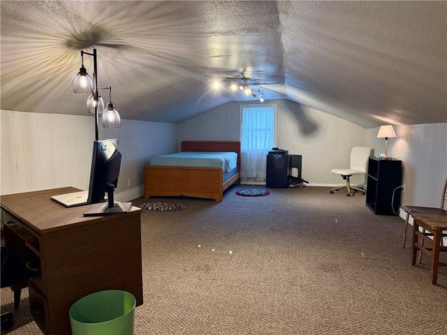 300 S 4th Street, Burlington, KS 66839