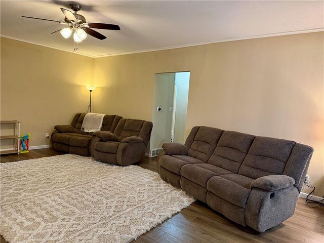 300 S 4th Street, Burlington, KS 66839
