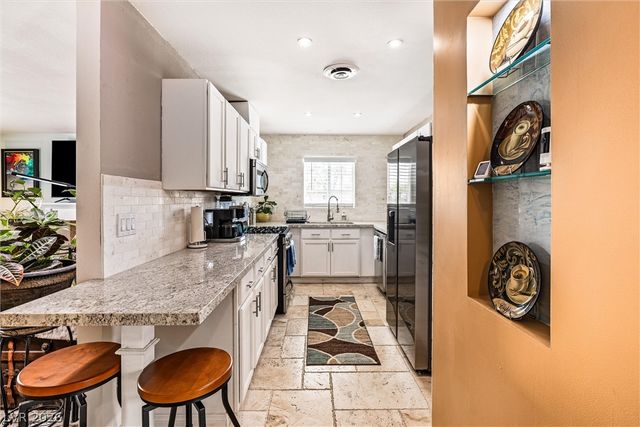 5182 Stampa Avenue, Las Vegas, NV 89146