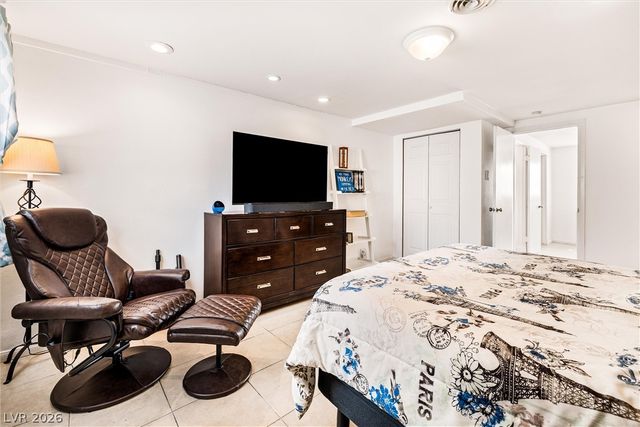 5182 Stampa Avenue, Las Vegas, NV 89146