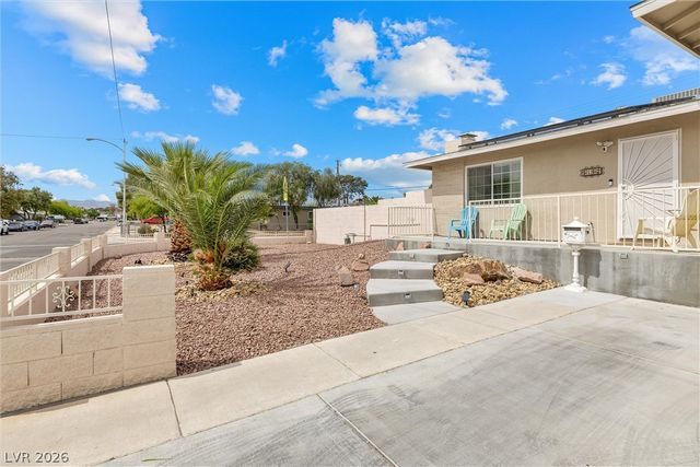 5182 Stampa Avenue, Las Vegas, NV 89146