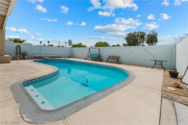 5182 Stampa Avenue, Las Vegas, NV 89146