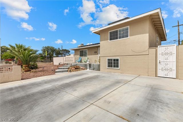 5182 Stampa Avenue, Las Vegas, NV 89146