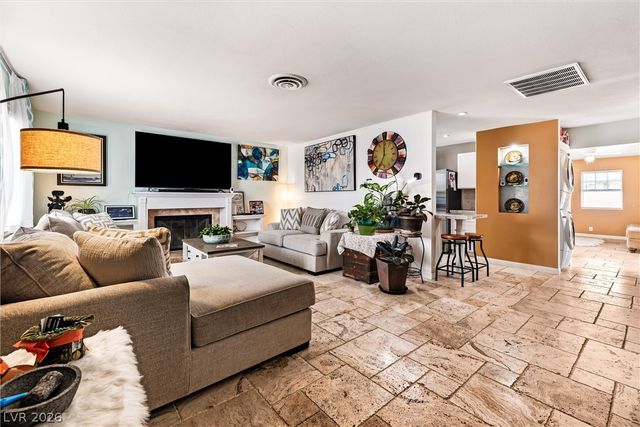 5182 Stampa Avenue, Las Vegas, NV 89146