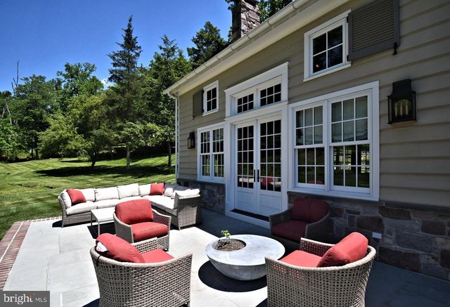 465 PINEVILLE RD, Newtown, PA 18940