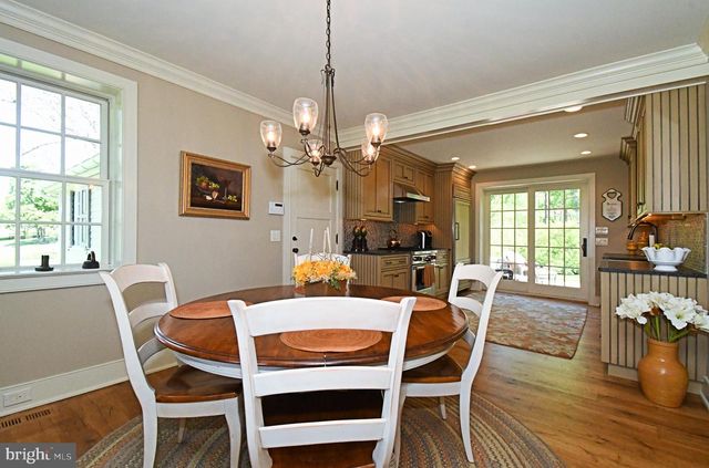 465 PINEVILLE RD, Newtown, PA 18940