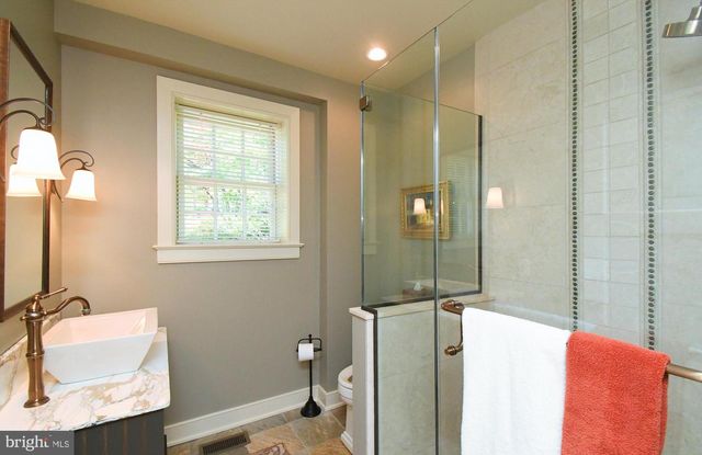 465 PINEVILLE RD, Newtown, PA 18940