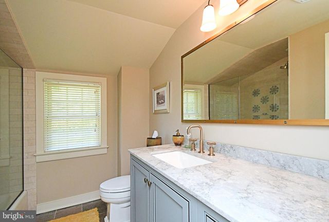 465 PINEVILLE RD, Newtown, PA 18940