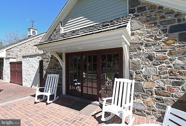 465 PINEVILLE RD, Newtown, PA 18940
