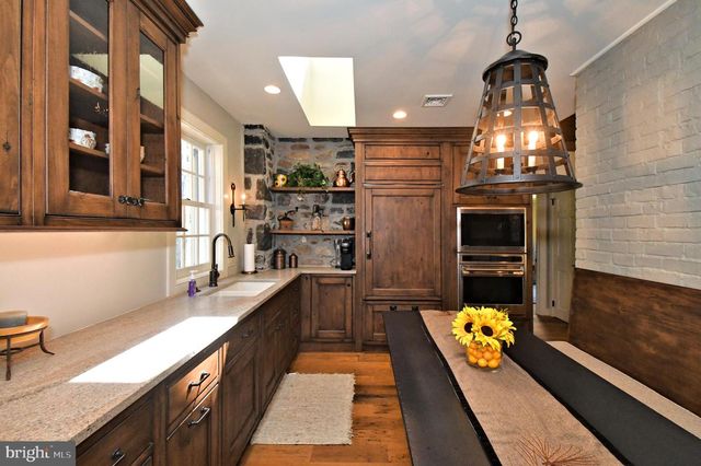 465 PINEVILLE RD, Newtown, PA 18940
