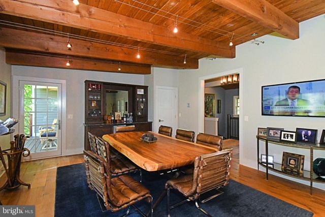 465 PINEVILLE RD, Newtown, PA 18940
