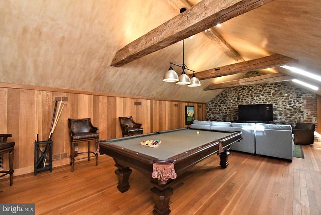 465 PINEVILLE RD, Newtown, PA 18940