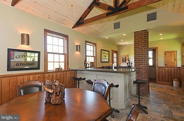 465 PINEVILLE RD, Newtown, PA 18940
