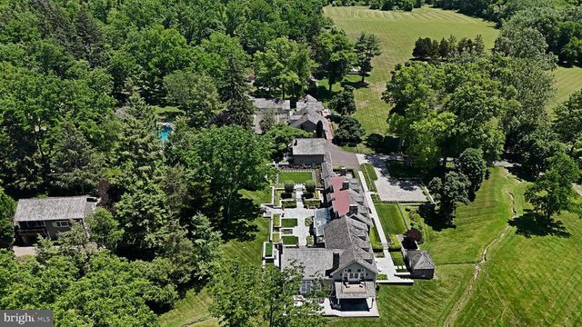 465 PINEVILLE RD, Newtown, PA 18940
