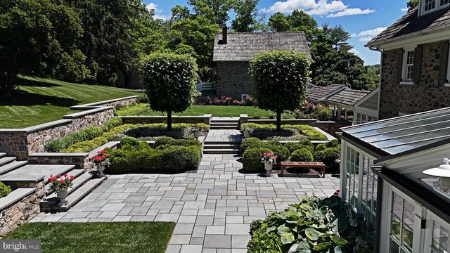465 PINEVILLE RD, Newtown, PA 18940