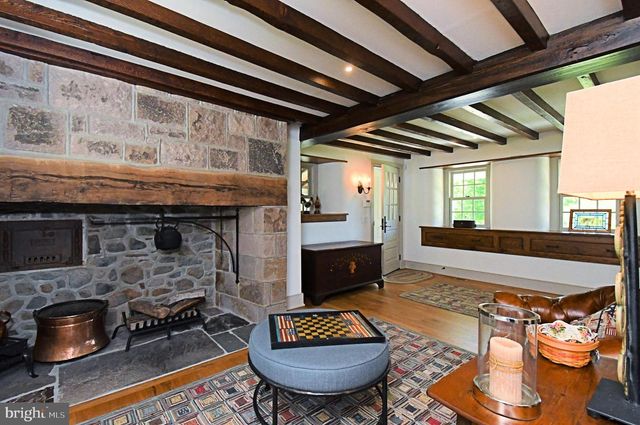 465 PINEVILLE RD, Newtown, PA 18940