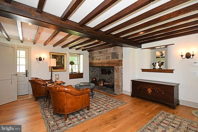 465 PINEVILLE RD, Newtown, PA 18940