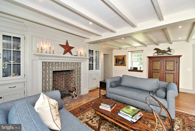 465 PINEVILLE RD, Newtown, PA 18940