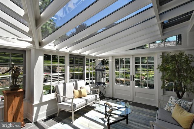 465 PINEVILLE RD, Newtown, PA 18940