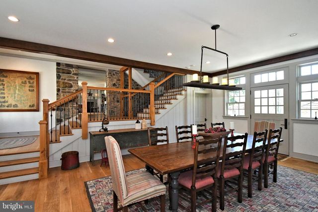 465 PINEVILLE RD, Newtown, PA 18940
