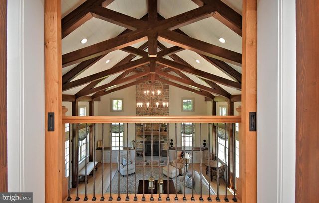 465 PINEVILLE RD, Newtown, PA 18940