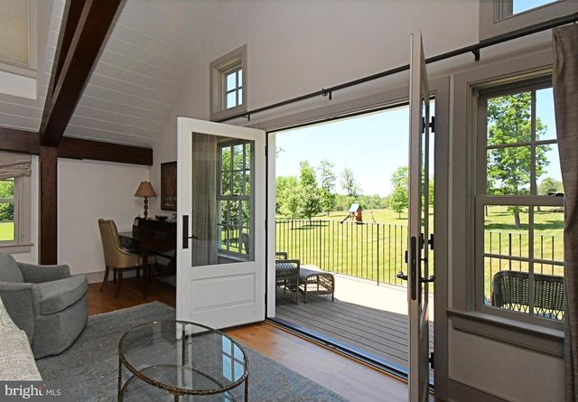 465 PINEVILLE RD, Newtown, PA 18940