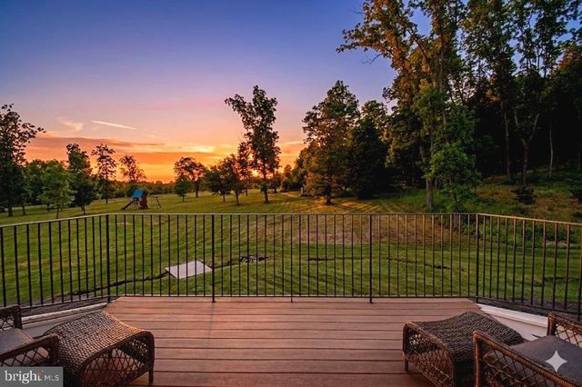 465 PINEVILLE RD, Newtown, PA 18940