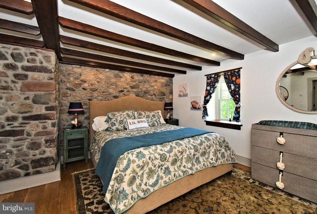 465 PINEVILLE RD, Newtown, PA 18940