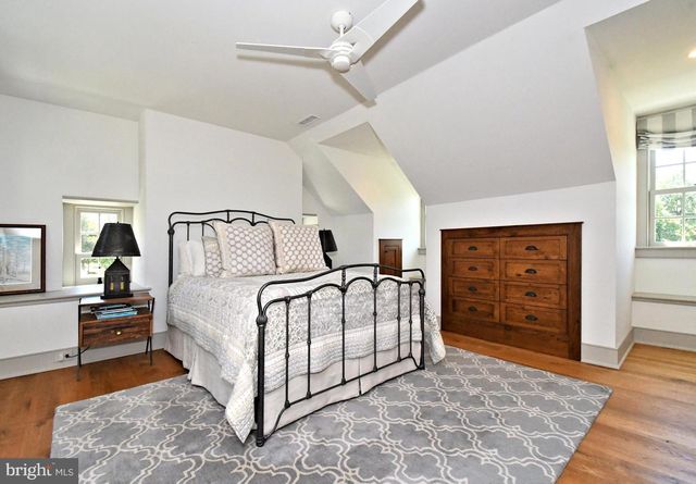 465 PINEVILLE RD, Newtown, PA 18940