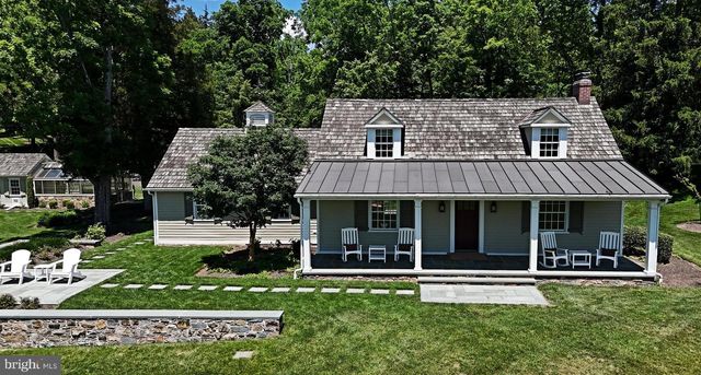 465 PINEVILLE RD, Newtown, PA 18940