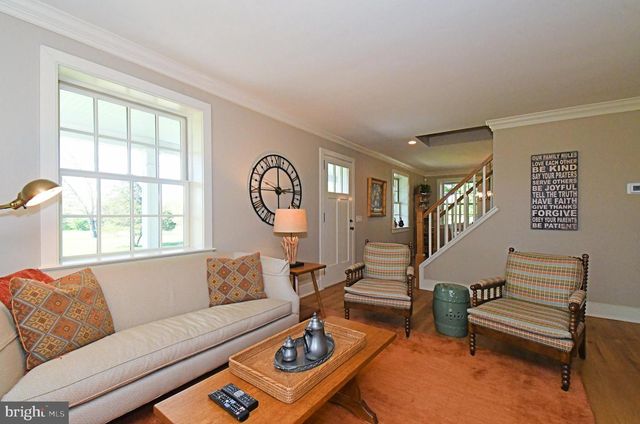 465 PINEVILLE RD, Newtown, PA 18940