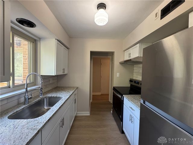 2366 S Patterson Boulevard 9, Dayton, OH 45409