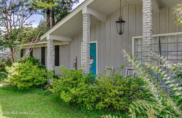 543 Mary Ann Drive, Pearl, MS 39208