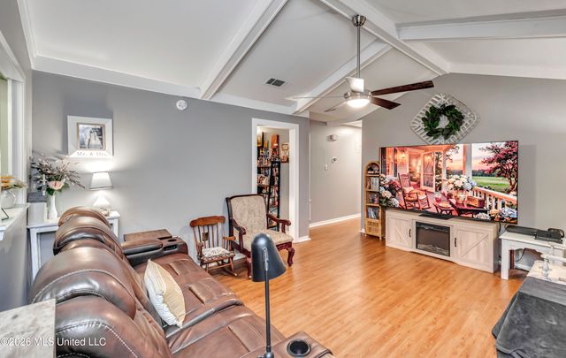 543 Mary Ann Drive, Pearl, MS 39208