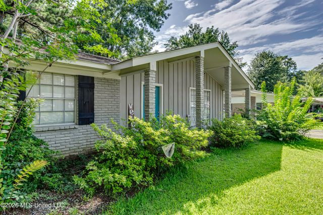 543 Mary Ann Drive, Pearl, MS 39208