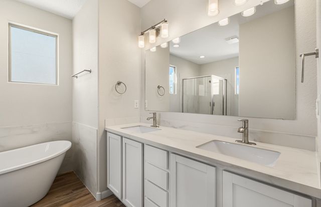 222 Delfina Street, Santa Fe, NM 87505