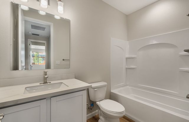 222 Delfina Street, Santa Fe, NM 87505