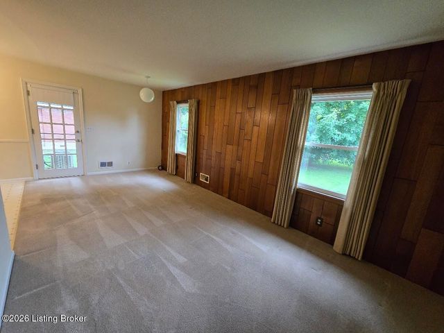 2418 Westwood Ave, Louisville, KY 40220