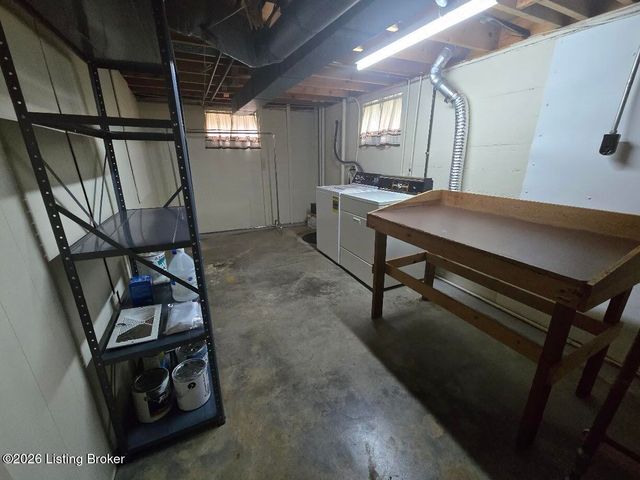 2418 Westwood Ave, Louisville, KY 40220