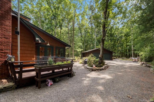159 S Shore Drive, Wurtsboro, NY 12790