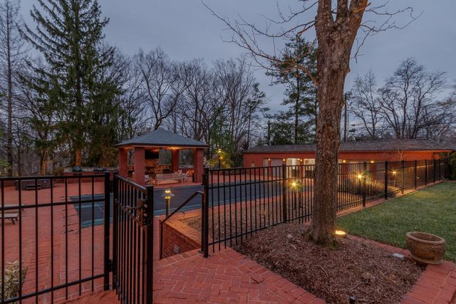 3105 Warrenwood Wynd, Lexington, KY 40502