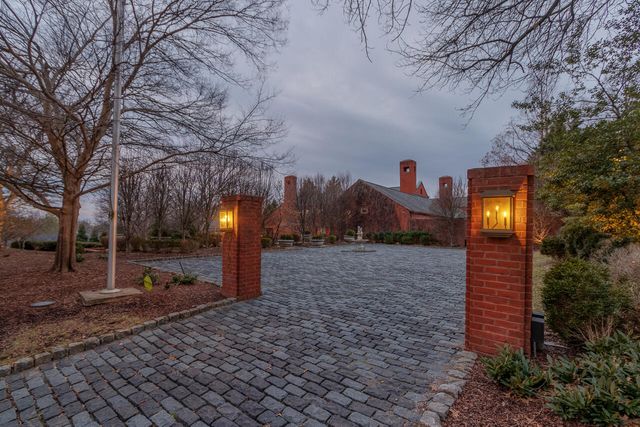 3105 Warrenwood Wynd, Lexington, KY 40502