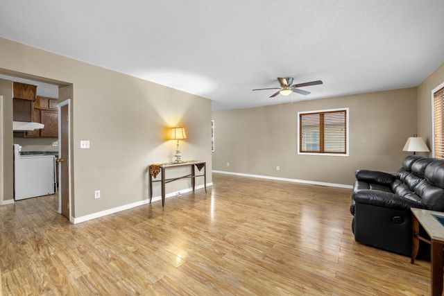 409 19TH ST SE, Minot, ND 58701