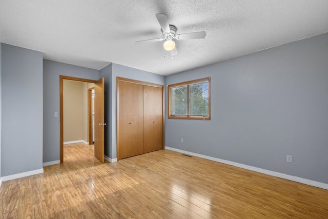 409 19TH ST SE, Minot, ND 58701