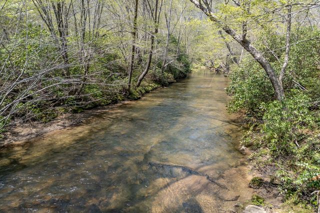 1739 Settlement Road, Young Harris, GA 30582